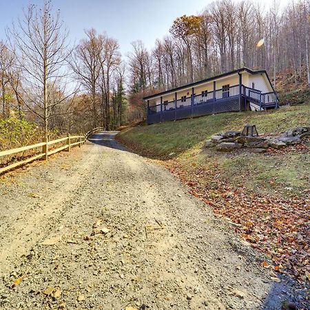 Pet-Friendly Spruce Pine Cabin With Private Fire Pit Εξωτερικό φωτογραφία