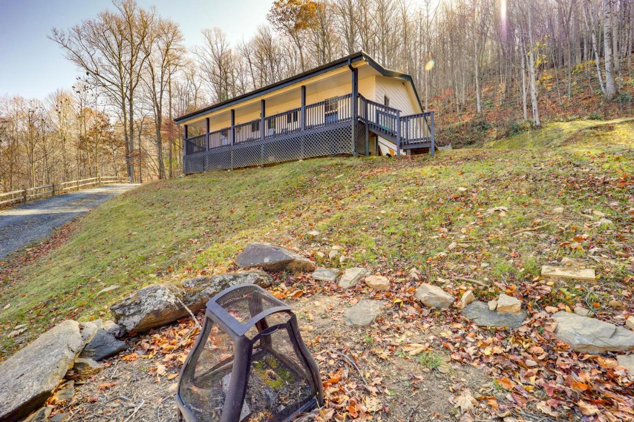 Pet-Friendly Spruce Pine Cabin With Private Fire Pit Εξωτερικό φωτογραφία