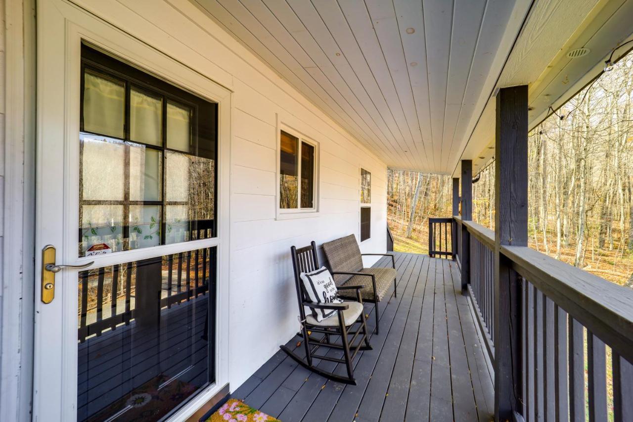 Pet-Friendly Spruce Pine Cabin With Private Fire Pit Εξωτερικό φωτογραφία